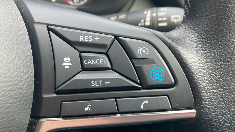 Nissan Juke 1.0 DiG-T 114 Tekna+ 5dr Petrol Hatchback